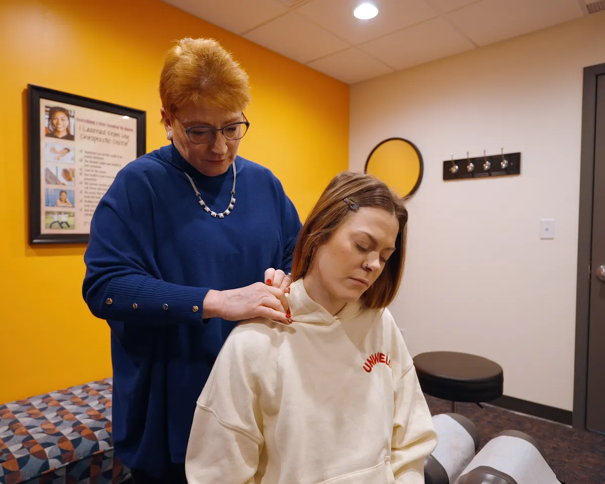 Pinched Nerve in Shoulder: How Chiropractic Care Can Help Relieve Pain